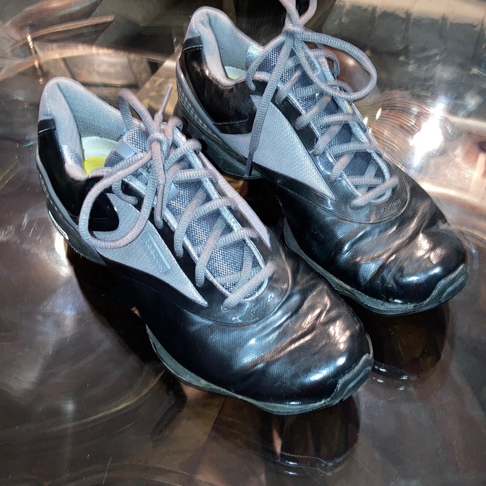 Reebok black EasyTone sz 8 1/2